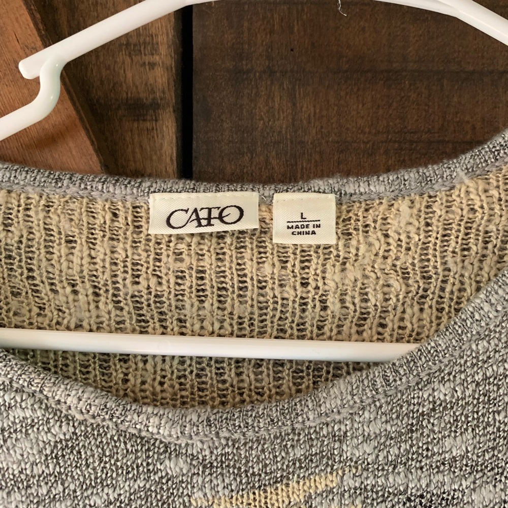 Aztec sweater - Picture 2 of 2